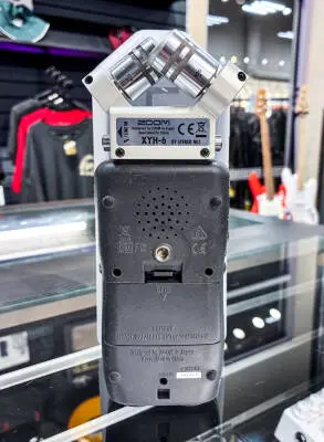Zoom - 4 Track Handheld Recorder/USB Interface 2